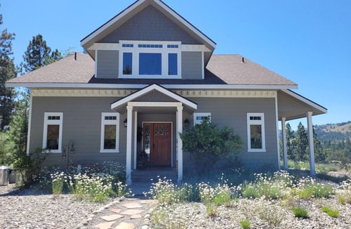 Republic House | Find a piece of Heaven at the Spirit of Curlew Lake