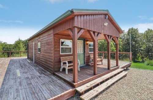 Fairport House | Fishing Pond & Treehouse: Tranquil Maysville Cabin