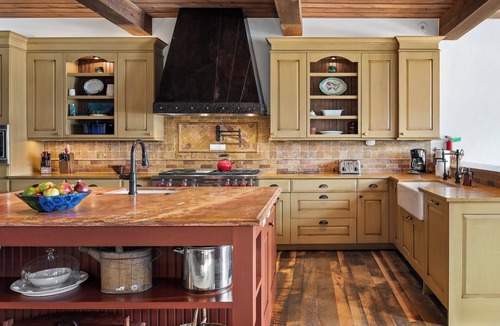 Granby House | Fore Seasons Lodge | Pole Creek Golf Course | Private Hot Tub | Sleeps 16!
