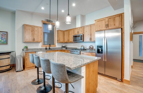 Fraser Condo | Fraser Adventure Base! Condo Near Hiking & River
