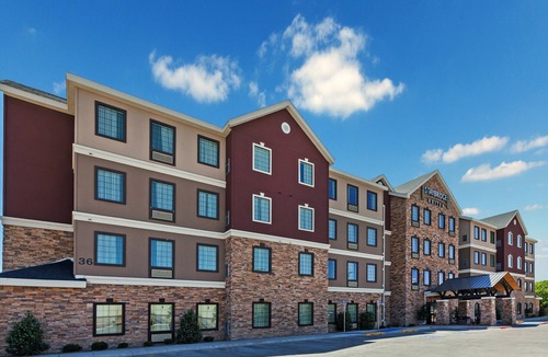 Amarillo Apartment | Free Daily Breakfast, Indoor Pool + Hot Tub Access