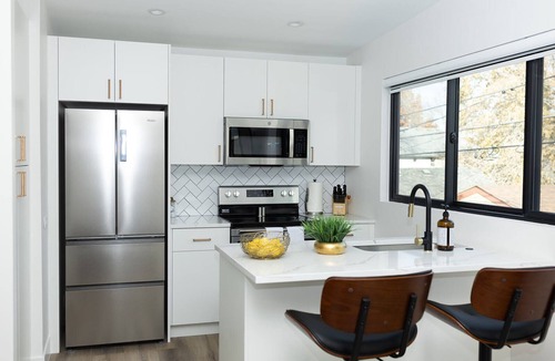 Berkeley Apartment | Free Parking Walk to Berkeley Park & Tennyson St - 5 min to Empower Field