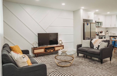 Freetown - Port Rico House | Freetown Blueplex Downtown Unit A 2br/2.5ba