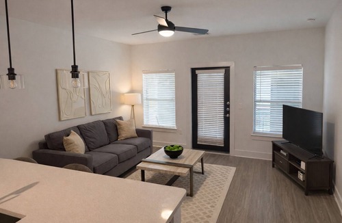 Frisco Apartment | Frisco Retreat King Bed Near Hotspots