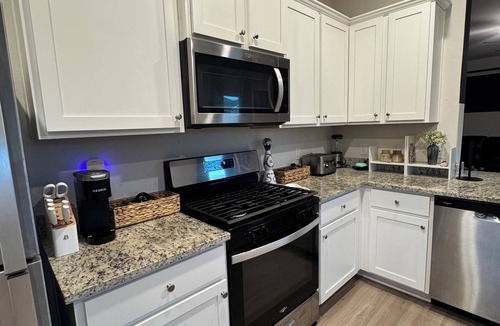 Southeast Houston House | Full House - Close to HOU, NRG & Med Center!