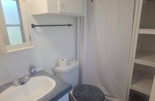 Voth House | Fully Furnished 3 Bedroom w/Utilities #19