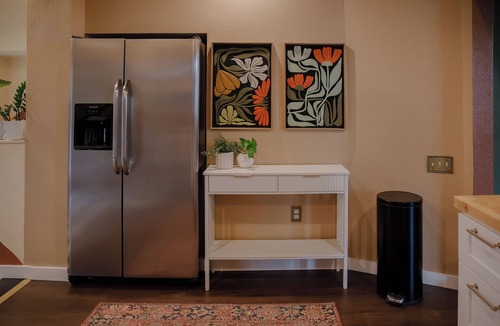 West Colfax House | Funky 4-bedroom house in Denver with Lightrail Access