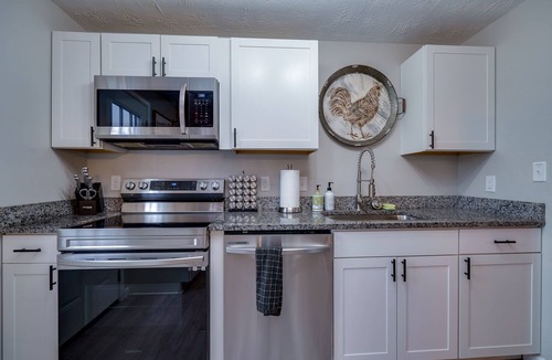 Englewood House | Game Room-Deck-Coffee Bar