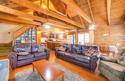 Springville Cabin | Game Room & Decks: Family Cabin in Springville!