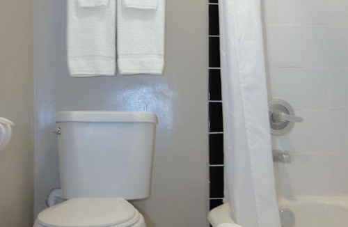 Downtown El Paso Hotel | Gardner Hotel & Hostel