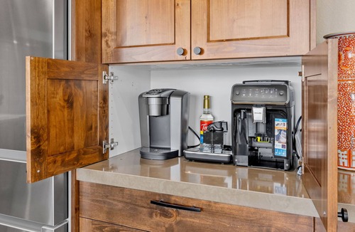 Windcliff Estates House | Garland's Alpine Lodge Luxury Vacation Rental at Windcliff