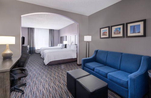 Oklahoma City Hotel | Garner Hotel Oklahoma City - Quail Springs by IHG