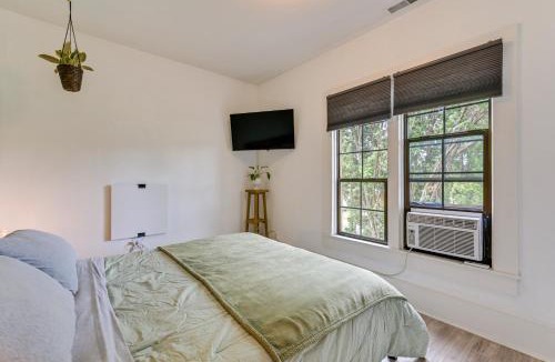 Toledo House | Gateway to Adventure! Dtwn Toledo Home Near Hiking