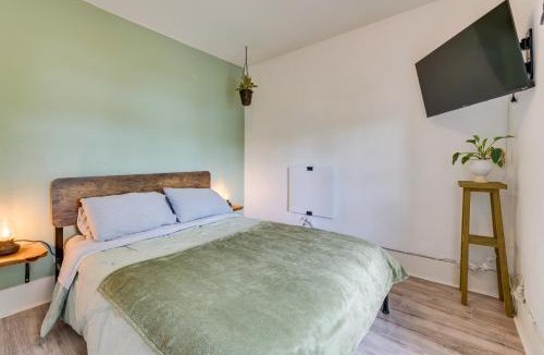 Toledo House | Gateway to Adventure! Dtwn Toledo Home Near Hiking