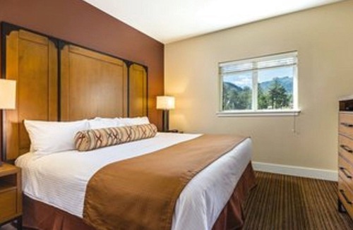 Estes Park Resort | Gateway to Rocky Mountain National Park!
