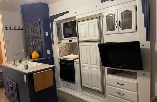 South Valley House | Glamping in the 505!
