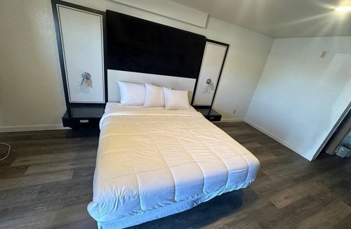 El Paso Hotel | GO2 Inn & Suites by Relianse