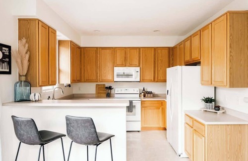 Pleasant View House | Golden Foothills - Hot Tub - Hiking & Biking!