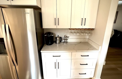 Sixth Ave West House | Golden Getaway