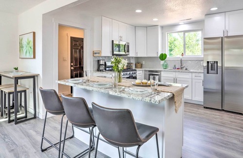 Dupont House | Gorgeous House ~ 8 Mi to Downtown Denver!