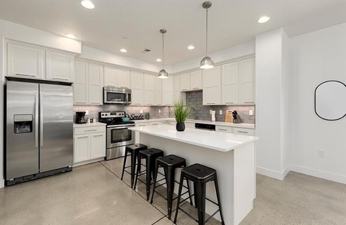 Old Town North House | Gorgeous Townhome Steps from the Brewery District!
