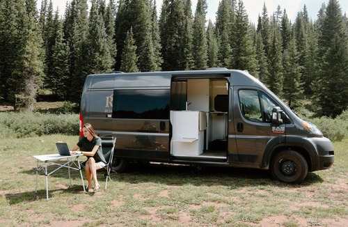 Dacono House | GoRoameo Mobile Travel Suite