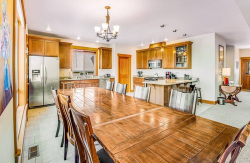 Orondo House | Grand Lakefront Family-Friendly Estate with Private Pool & Hot Tub