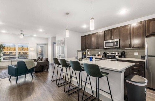 Grand Prairie Apartment | Grand Prairie 1BR | IKEA, Epic Waters, Bass Pro
