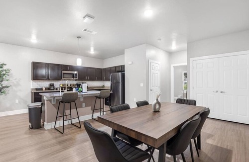 Grand Prairie Apartment | Grand Prairie 2BR | IKEA, Epic Waters, Bass Pro
