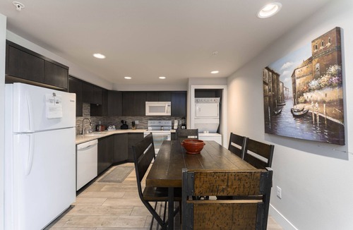 Chelan Condo | GrandView 100 - Luxury 2 Bedroom Waterfront condo