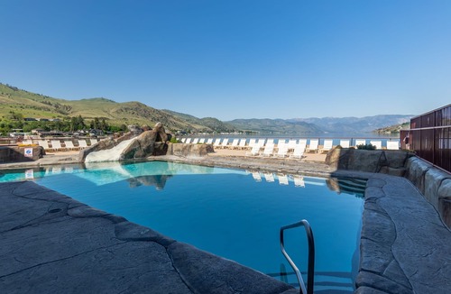Chelan Condo | GrandView #724 - Double Queen Suite