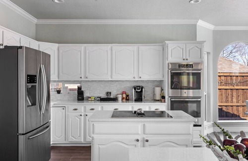 Rowlett House | GREAT DEAL! Huge and Stylish Lake View House in Rowlett