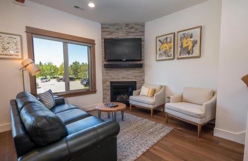 Cle Elum Ski Chalet | Great Location Near Pool with Suncadia Pool Access