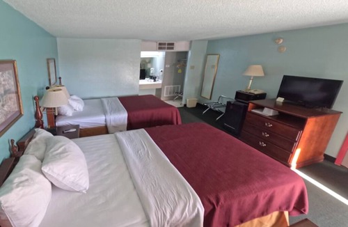 Vega Hotel | Great Value Stay in Vega, Free Breakfast & Parking, Pet-Friendly Stay!