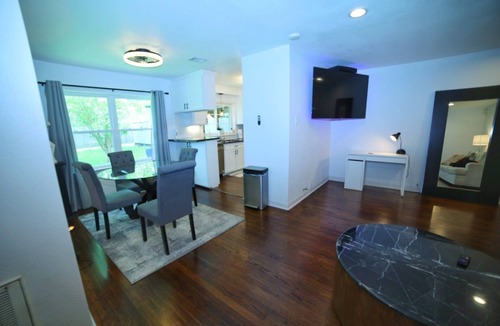Garden Oaks House | Greater Heights House wlk TO MHH