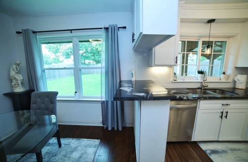 Garden Oaks House | Greater Heights House wlk TO MHH