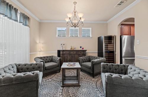 Little Elm House | Greyhawk Retreat Relaxing 3BD Hideaway