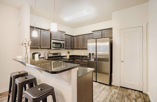 North Overton House | Guns Up Getaway N. Overton. Spacious 3-3 with optional studio. Walk to campus.