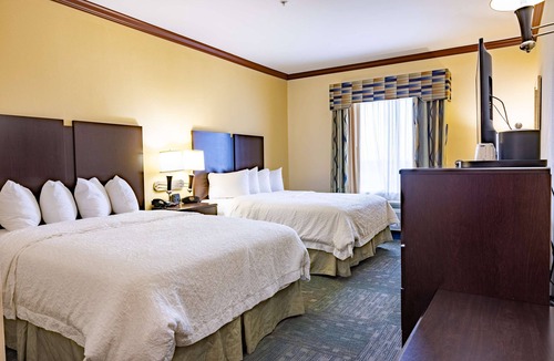 Alice Hotel | Hampton Inn Alice