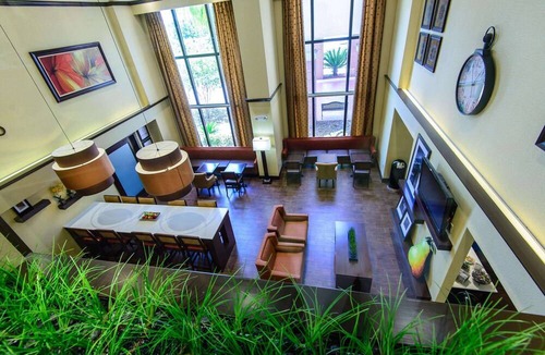 Pearland Hotel | Hampton Inn Houston-Pearland, TX