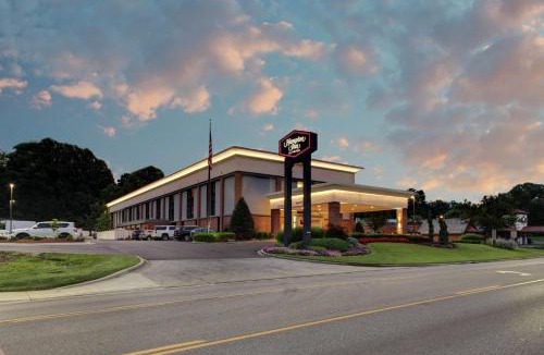 Jasper Hotel | Hampton Inn Jasper