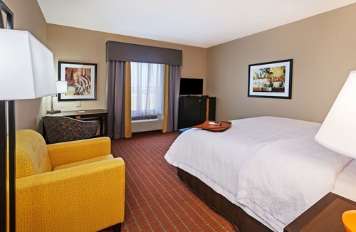 Marion Hotel | Hampton Inn Marion