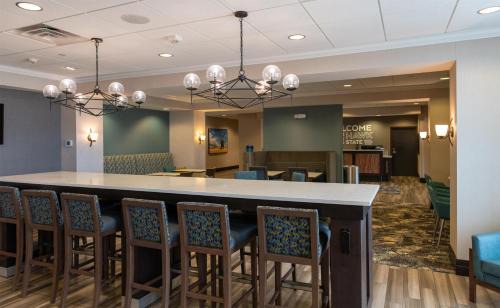 Orange City Hotel | Hampton Inn Orange City