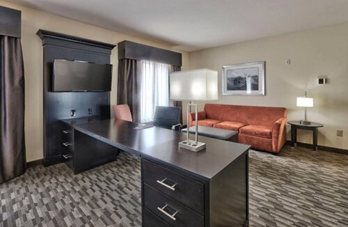 Albuquerque Hotel | Hampton Inn & Suites Albuquerque North/I-25