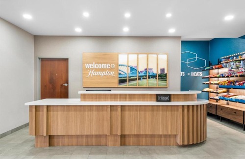 Forest Hill Hotel | Hampton Inn & Suites Fort Worth/Forest Hill