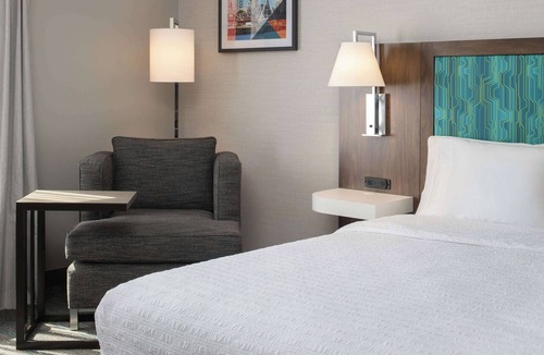 SeaTac Hotel | Hampton Inn & Suites Seattle-Airport/28th Ave