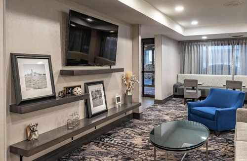 Lacy-Lakeview Hotel | Hampton Inn Waco North