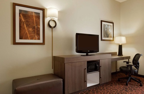 Wichita Falls Hotel | Hampton Inn Wichita Falls Sikes Senter Mall