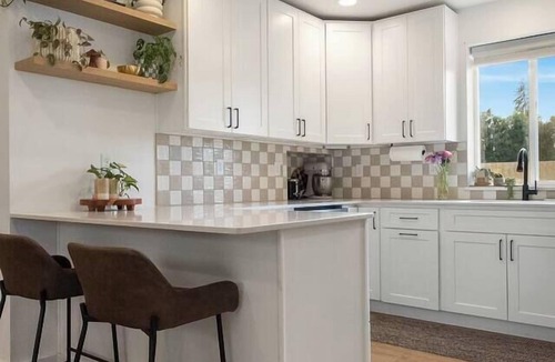 Ellensburg House | Happy's Hollow, Sleep's 17, Downtown w/Hot Tub!