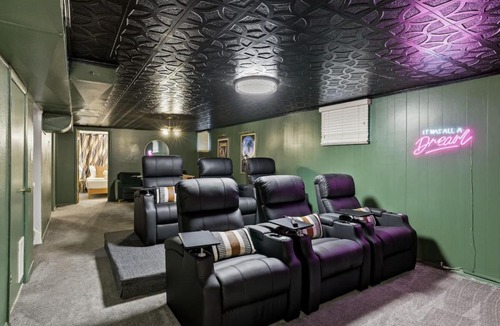 Lamar Heights Area House | Harmony House Hot Tub Experiential home